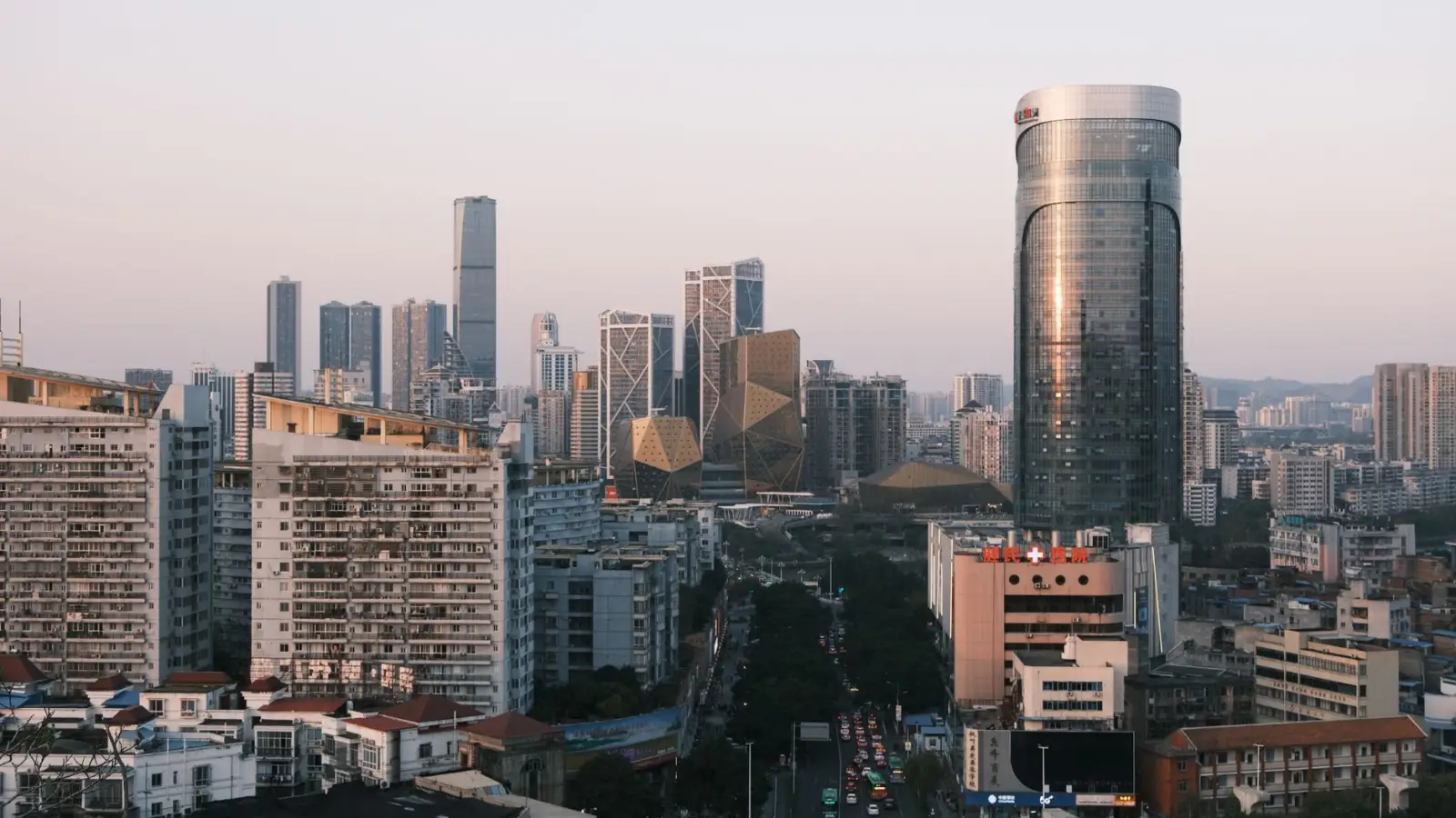 南宁商贸服务行业动态:家具家电零售向场景化体验转型的趋势