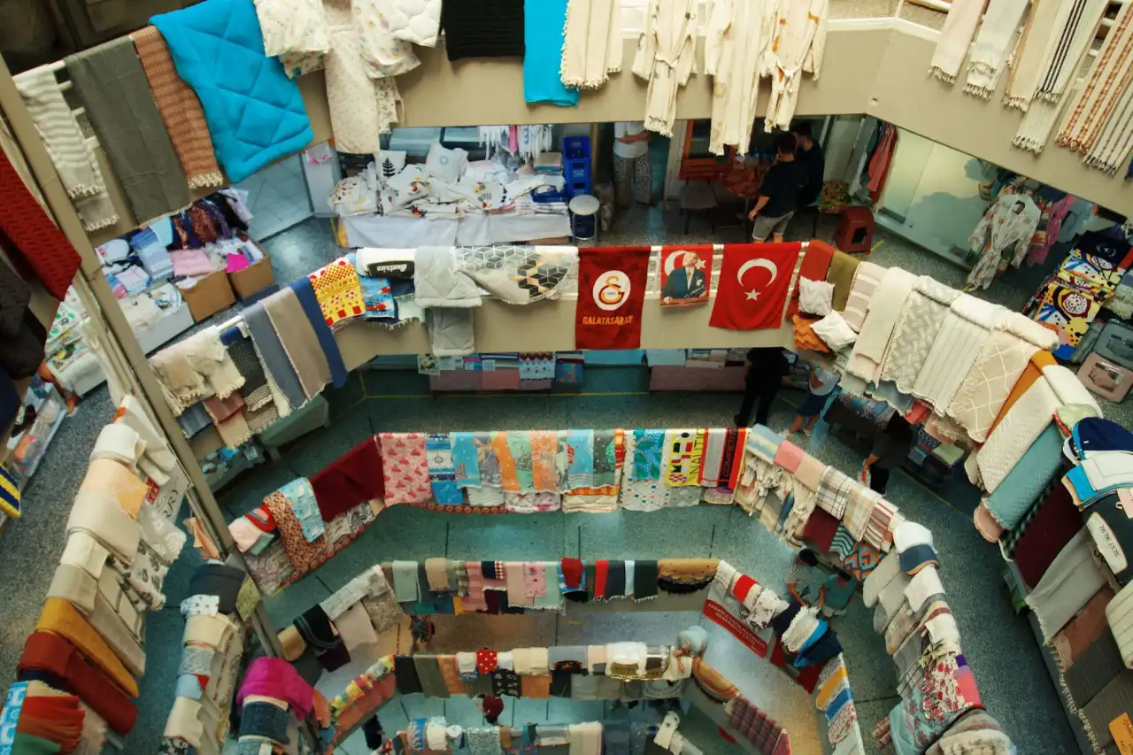 南宁商贸服务与家具家电零售融合发展新趋势分析